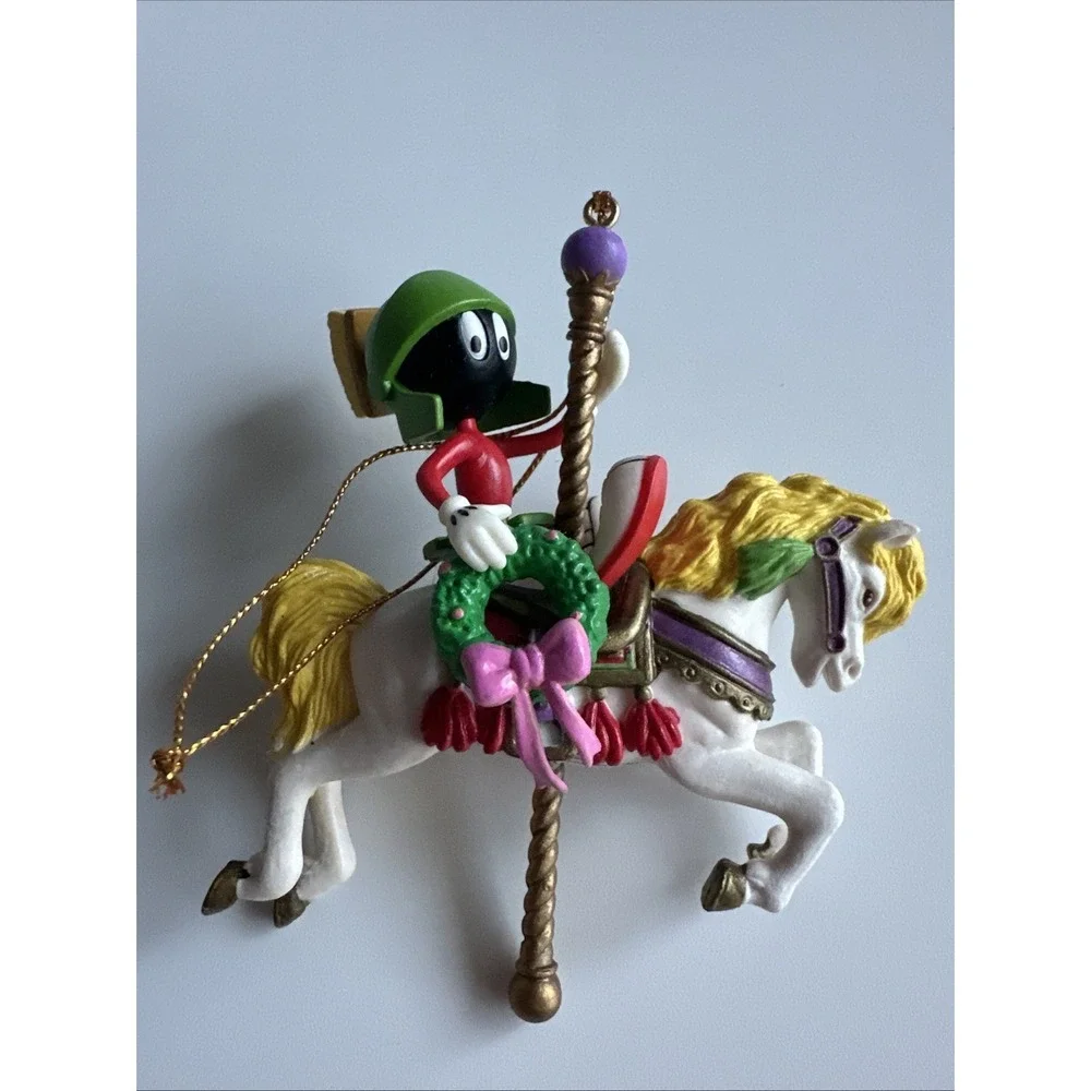 Looney Tunes Collectible Ornament  Marvin The Martian On Carousel Horse - Picture 4 of 6